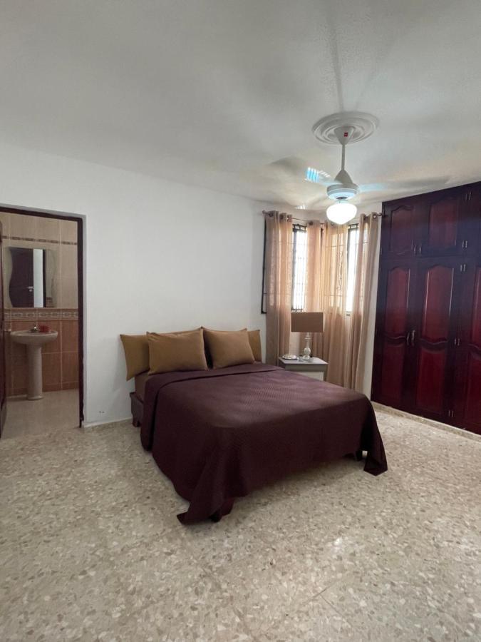 The Gil Place Villa ซานติอาโก เด ลอสกาบาเญโรส ภายนอก รูปภาพ